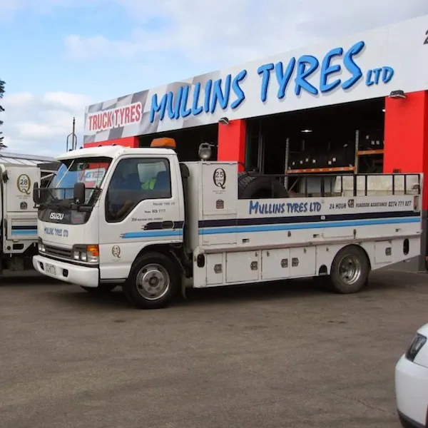 Mullins Tyres